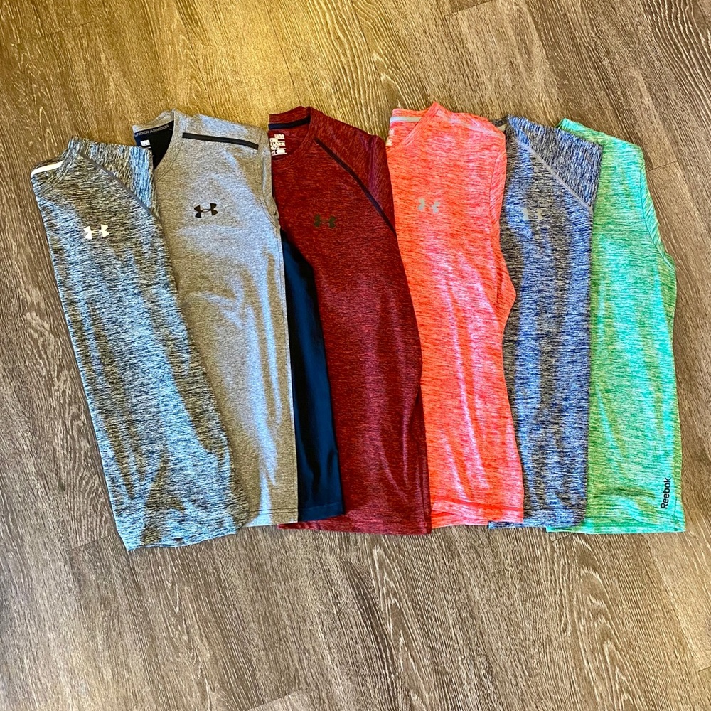 Under Armour Loose fit Heat Gear shirts (1)